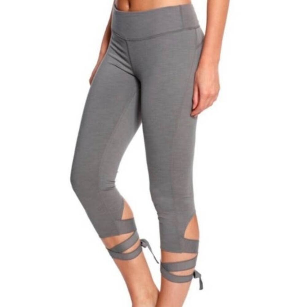 Manduka Flux Gray Tie Crop Leggings size Small